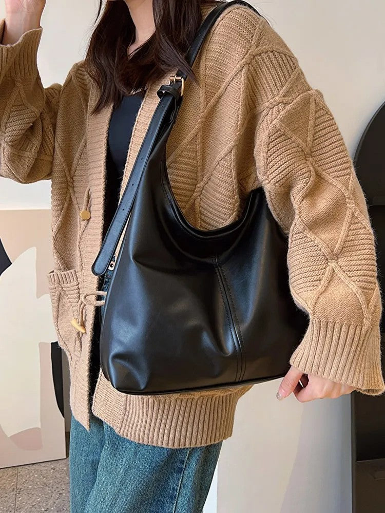 Hobo Slouchie Shoulder Bag - Black